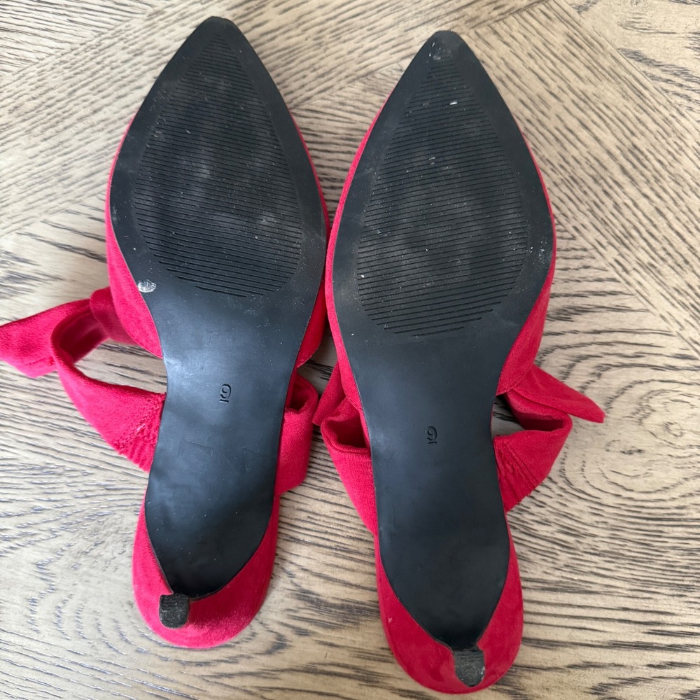Loft Outlet Red Faux Suede Bow Pointed Toe Mule Kitten Heels Size 9M Slip On - Picture 5 of 8